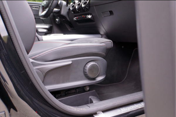 Mercedes-Benz B-Klasse B 250 e AMG line | Keyless Night Trekhaak