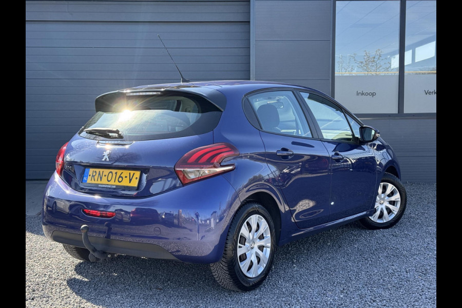 Peugeot 208 1.2 PureTech Blue Lion Navi,Airco,Cruise,Trekhaak,Pdc,Weinig KM,Dealer Onderhouden,Apk tot 03-2026
