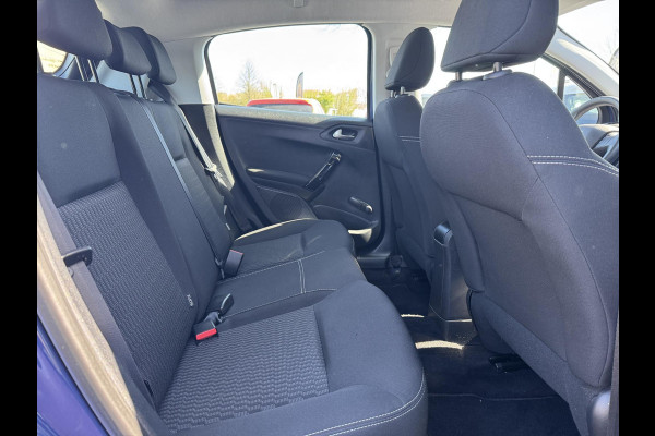 Peugeot 208 1.2 PureTech Blue Lion Navi,Airco,Cruise,Trekhaak,Pdc,Weinig KM,Dealer Onderhouden,Apk tot 03-2026