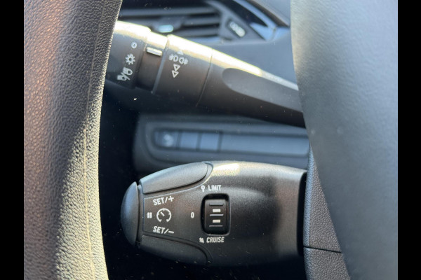 Peugeot 208 1.2 PureTech Blue Lion Navi,Airco,Cruise,Trekhaak,Pdc,Weinig KM,Dealer Onderhouden,Apk tot 03-2026