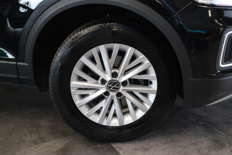 Volkswagen T-Roc 1.5 TSI Life Business Navigatie PDC 16LMV Cruise Control PDC VCP Stoelverwarming