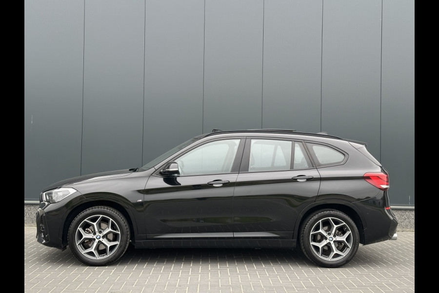 BMW X1 sDrive18i M PACK 2022 PANO NAVI CR CONTROL CAMERA CLIMATE CONTRO