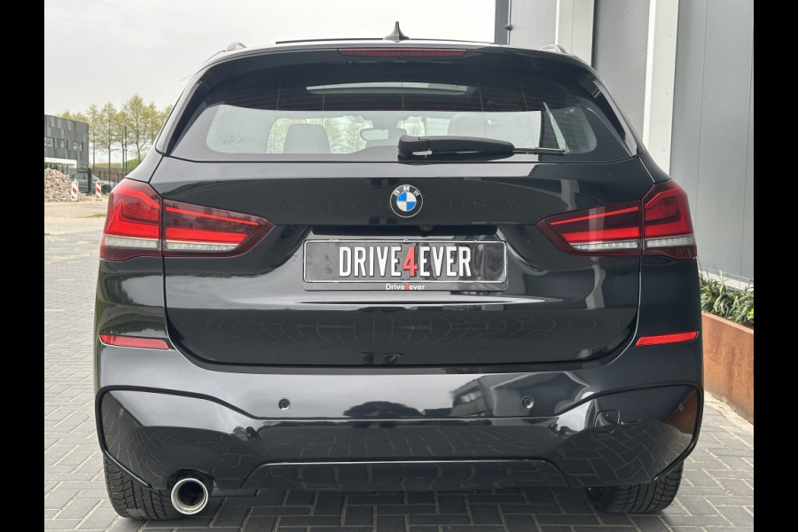 BMW X1 sDrive18i M PACK 2022 PANO NAVI CR CONTROL CAMERA CLIMATE CONTRO