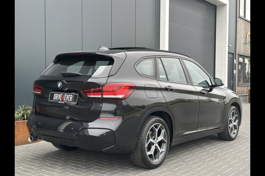 BMW X1 sDrive18i M PACK 2022 PANO NAVI CR CONTROL CAMERA CLIMATE CONTRO