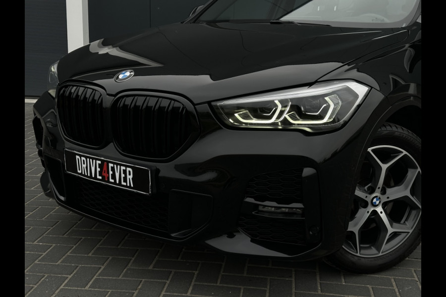 BMW X1 sDrive18i M PACK 2022 PANO NAVI CR CONTROL CAMERA CLIMATE CONTRO