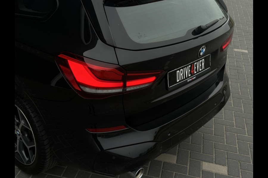 BMW X1 sDrive18i M PACK 2022 PANO NAVI CR CONTROL CAMERA CLIMATE CONTRO