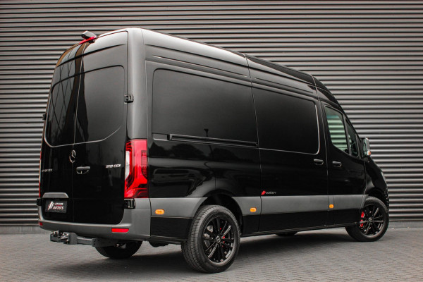 Mercedes-Benz Sprinter 319CDI L2H2 RWD 190PK FULL BLACK JB- EDITION / 3500KG / NEW / DIRECT RIJDEN / NAVIGATIE / PDC / FULL / LED