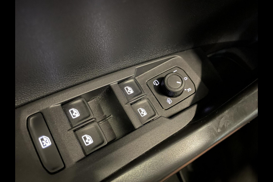 Volkswagen Polo 1.0 TSI DSG Life Navigatie Apple Carplay/Android Auto Camera Parkeersensoren Adaptive Cruise Control Stoelverwarming Virtual Cockpit Climate Control