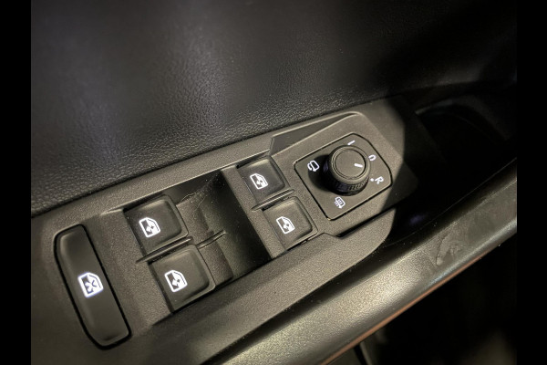 Volkswagen Polo 1.0 TSI DSG Life Navigatie Apple Carplay/Android Auto Camera Parkeersensoren Adaptive Cruise Control Stoelverwarming Virtual Cockpit Climate Control