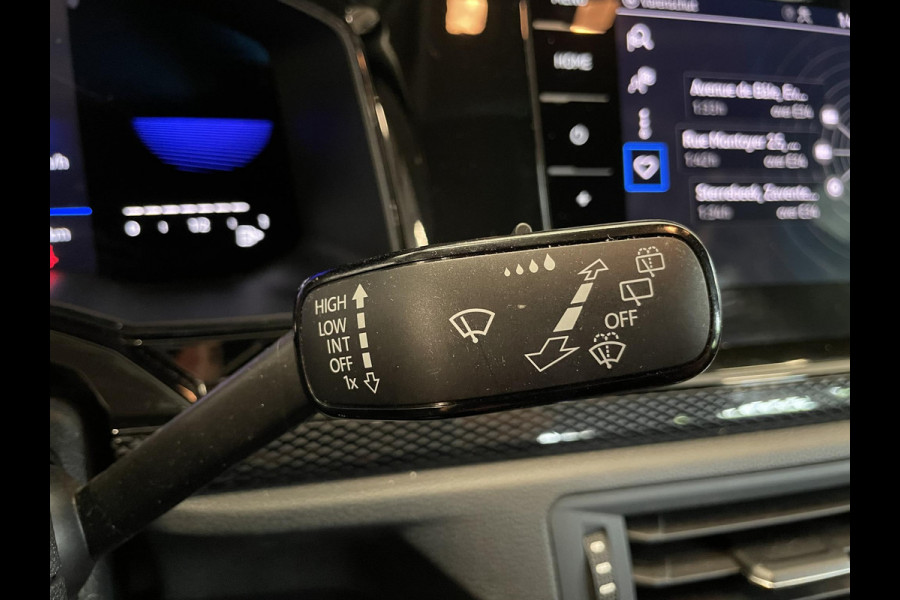 Volkswagen Polo 1.0 TSI DSG Life Navigatie Apple Carplay/Android Auto Camera Parkeersensoren Adaptive Cruise Control Stoelverwarming Virtual Cockpit Climate Control