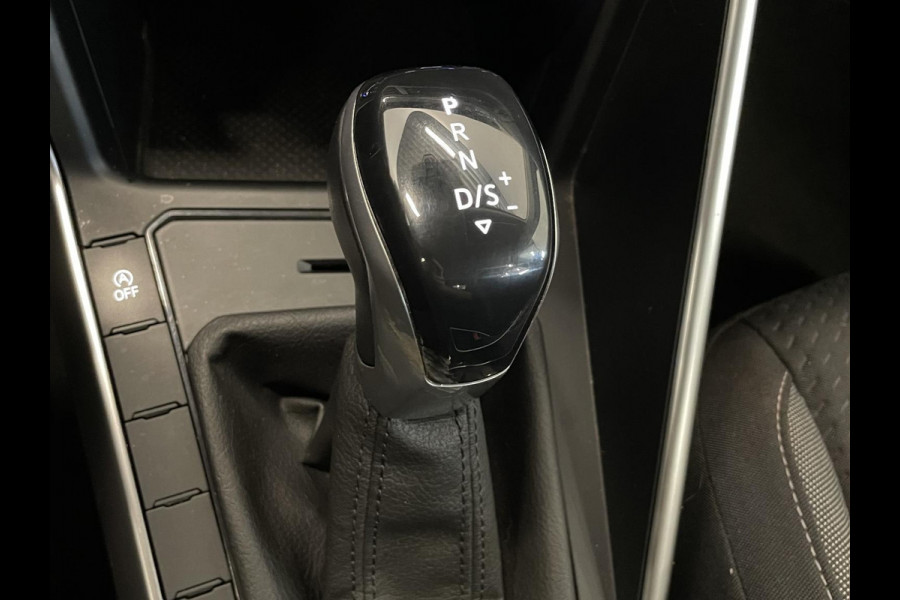 Volkswagen Polo 1.0 TSI DSG Life Navigatie Apple Carplay/Android Auto Camera Parkeersensoren Adaptive Cruise Control Stoelverwarming Virtual Cockpit Climate Control