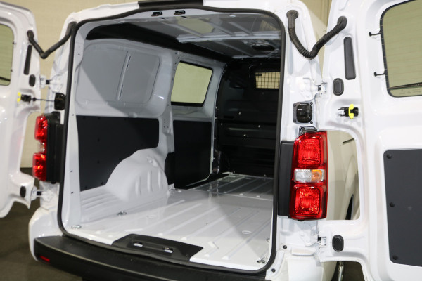 Peugeot e-Expert EV L3 75 kWh Airco Navigatie Trekhaak