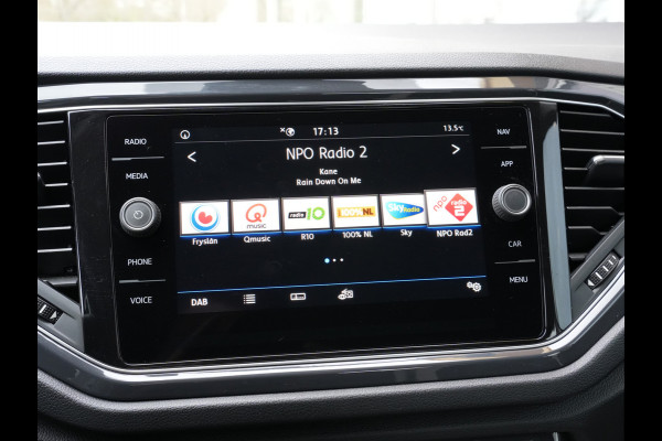 Volkswagen T-Roc 1.5 TSI Sport | Navigatie | Virtual | DAB | Climate Control | Led
