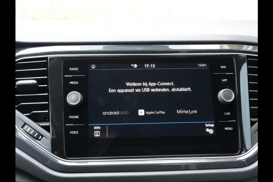 Volkswagen T-Roc 1.5 TSI Sport | Navigatie | Virtual | DAB | Climate Control | Led