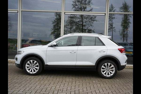 Volkswagen T-Roc 1.5 TSI Sport | Navigatie | Virtual | DAB | Climate Control | Led