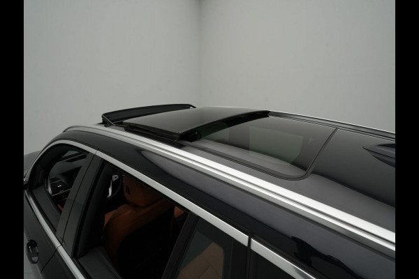 BMW iX3 High Executive 80 kWh 285pk Panorama Navigatie Trekhaak Stoelverwarming 115