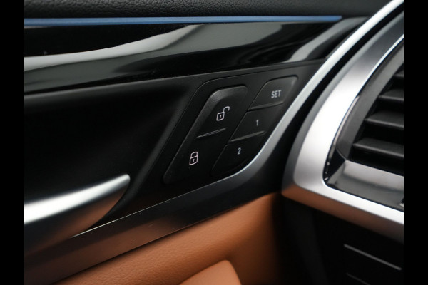 BMW iX3 High Executive 80 kWh 285pk Panorama Navigatie Trekhaak Stoelverwarming 115