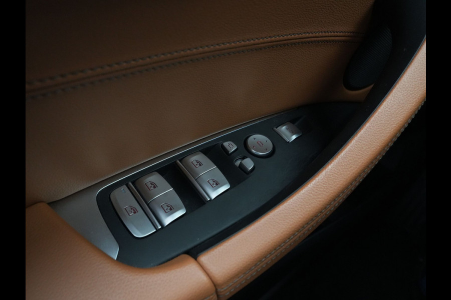 BMW iX3 High Executive 80 kWh 285pk Panorama Navigatie Trekhaak Stoelverwarming 115