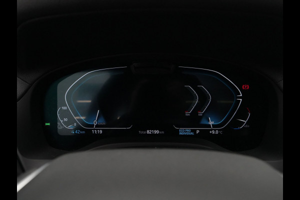 BMW iX3 High Executive 80 kWh 285pk Panorama Navigatie Trekhaak Stoelverwarming 115