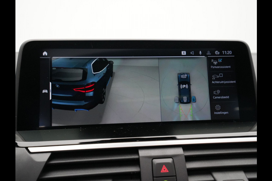 BMW iX3 High Executive 80 kWh 285pk Panorama Navigatie Trekhaak Stoelverwarming 115