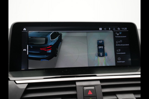 BMW iX3 High Executive 80 kWh 285pk Panorama Navigatie Trekhaak Stoelverwarming 115