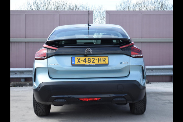 Citroën Ë-C4 Feel Pack 50 kWh 3 FASE | NAVIGATIE / CARPLAY | ACHTERUITRIJCAMERA MET SENSOREN | E.C.C. | 16.553km