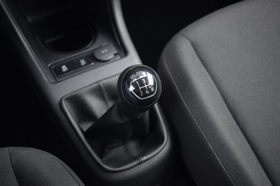 Volkswagen up! 1.0 BMT take up! | Airco | Elektrische Ramen | NL Auto