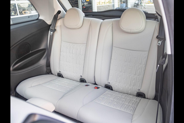 Fiat 500E La Prima 42 kWh | Clima | Cruise | Leder | 17" | Priv Glass | Winter Pack | JBL Sound | BSM | Apple Carplay
