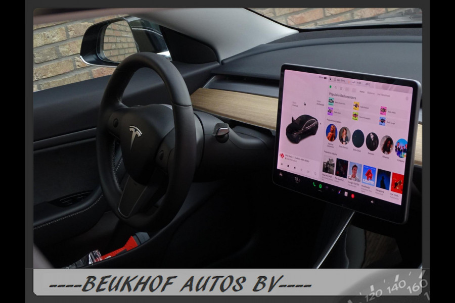 Tesla Model 3 Long Range AWD 75 kWh Trekhaak Camera Navigatie