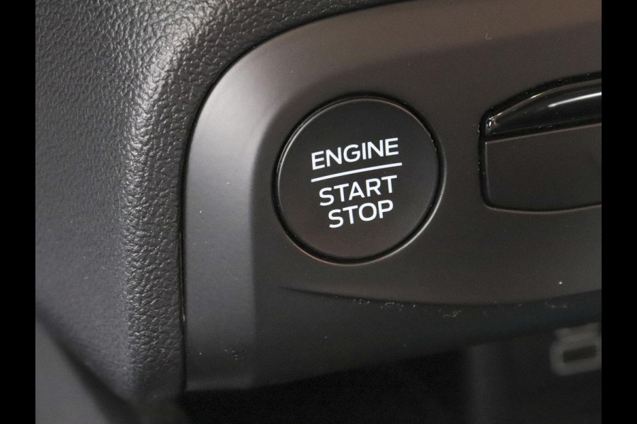 Ford Focus 1.0 EcoBoost 155pk Automaat Active X Ford Focus 1.0 EcoBoost 155pk Hybrid Automaat Active X Navigatie Climate Control Camera Parkeer sensoren B&O Dab Lichtmetalen velgen