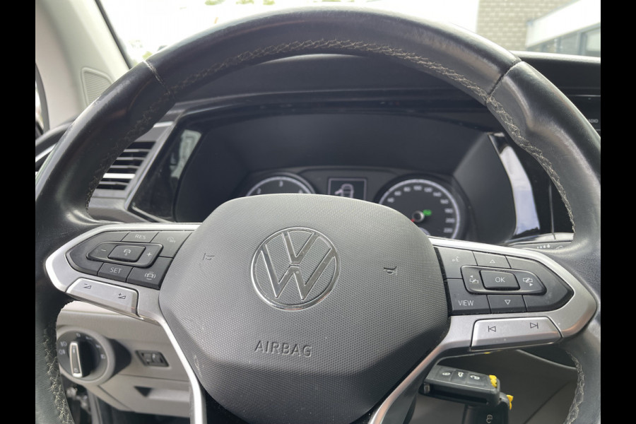 Volkswagen Transporter 2.0 TDI 150pk DSG automaat L1H1 28 / vaste prijs rijklaar € 22.950 ex btw / lease vanaf € 375 / euro 6 / bpm vrij / airco / cruise / navi / trekhaak / sidesteps / lichtmetalen velgen