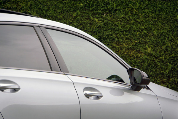 Mercedes-Benz A-Klasse A 250 e AMG Line Night Facelift | Pano Carplay Distronic Sfeer
