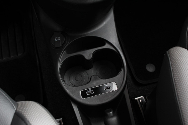 Fiat 500 1.0 Hybrid Sport Connect Navigatie Apple Carplay/Android Auto Airco Cruise Control DAB Lichtmetalen Velgen