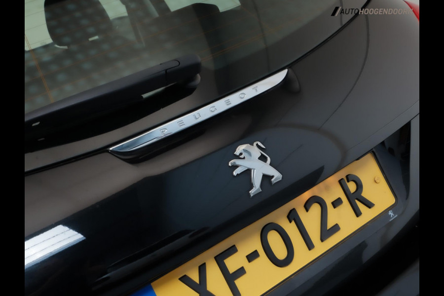 Peugeot 208 1.2 PureTech Sport (APPLE CARPLAY,LED,NAVIGATIE,PARKEERSENSOREN,SPORTSTOELEN,CRUISE,NIEUWE APK,TOPCONDITIE)