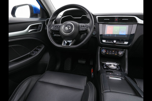 MG ZS EV Luxury 45 kWh (INCL-BTW) *PANO | FULL-LEATHER | CCS-FASTLOADER | KEYLESS | NAVI-FULLMAP | ADAPTIVE-CRUISE | CAMERA | HEATED-SEATS | CARPLAY | LANE-ASSIST | SPORT-SEATS | 17"ALU*