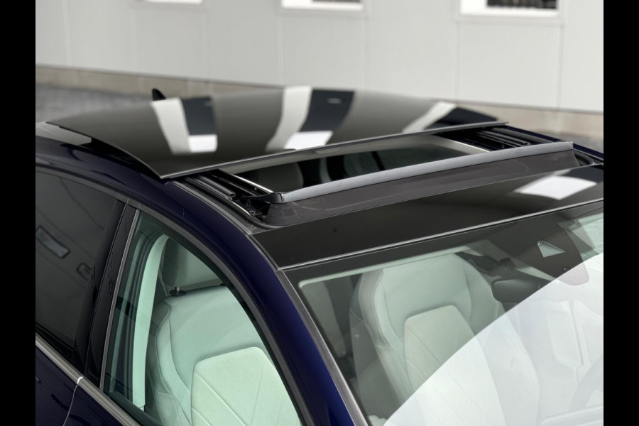 Volkswagen Golf 1.4 eHybrid STYLE, panoramadak, sportinterieur, trekhaak,19 inch, nl auto met nationale auto pas