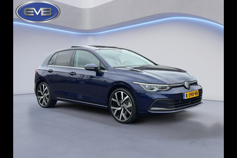 Volkswagen Golf 1.4 eHybrid STYLE, panoramadak, sportinterieur, trekhaak,19 inch, nl auto met nationale auto pas
