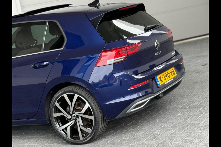 Volkswagen Golf 1.4 eHybrid STYLE, panoramadak, sportinterieur, trekhaak,19 inch, nl auto met nationale auto pas