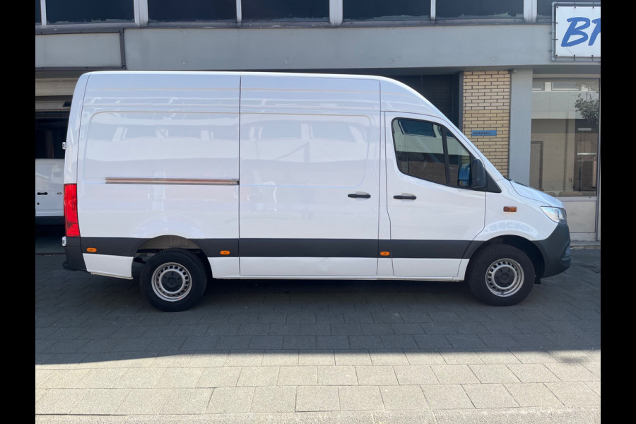 Mercedes-Benz Sprinter 317 1.9 CDI L2H2 360 Camera, Navigatie, Carplay , Stoelverwarming, Geveerde stoel