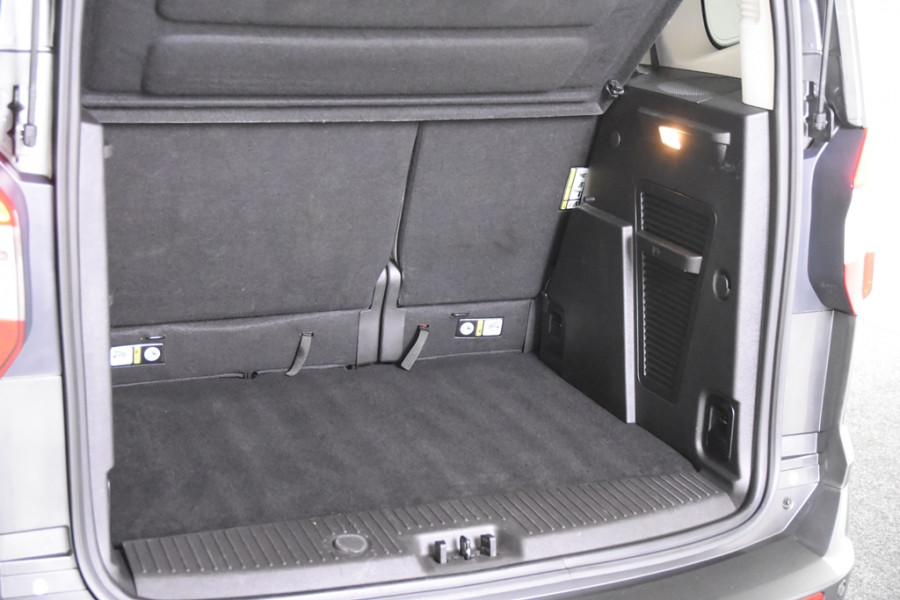 Ford Tourneo Courier Titanium *1ste Eigenaar*Navigatie*Stoelverwarming*