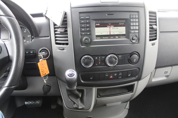 Mercedes-Benz Sprinter 319 3.0 CDI V6 Euro6 L2H2 7G-Tronic ✓ 1e eigenaar ✓ servicebus / werkplaats ✓ airco ✓ trekhaak