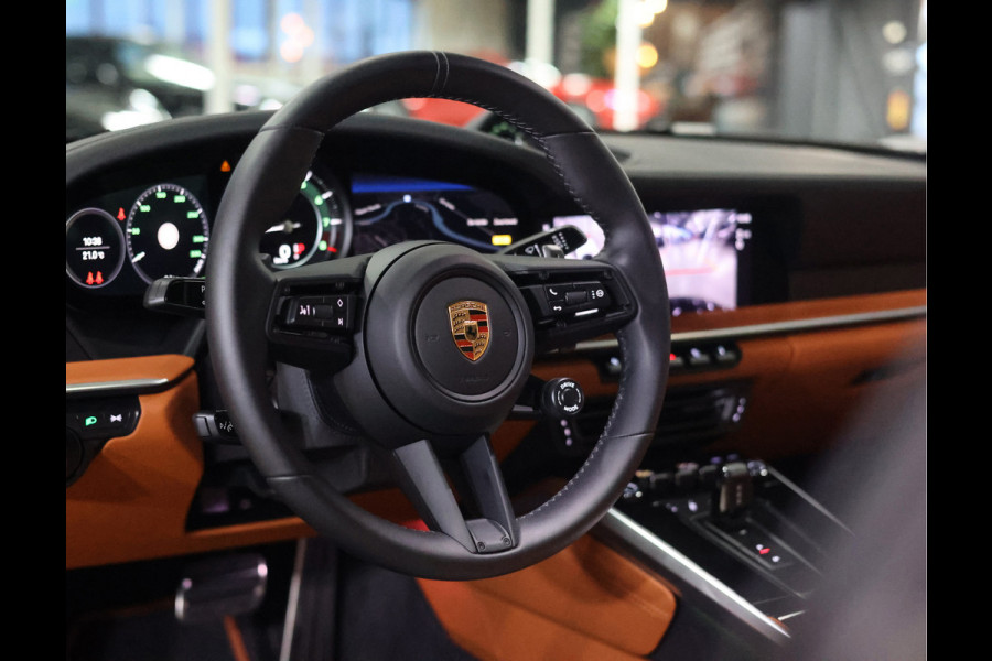 Porsche 911 3.0 Carrera *Heritage Design*Sport Design*Chrono*Schuifdak*