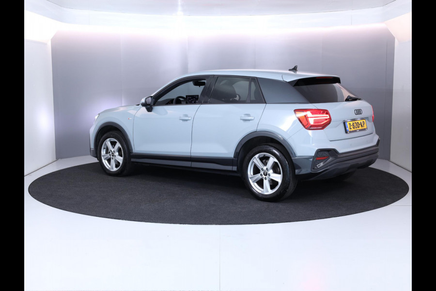Audi Q2 35 TFSI S Edition Private lease vanaf €629,- pm | 150 pk S-tronic | Verlengde garantie | Navigatie | Parkeersensoren achter | Adaptieve cruise control | Matrix LED koplampen | S-line |