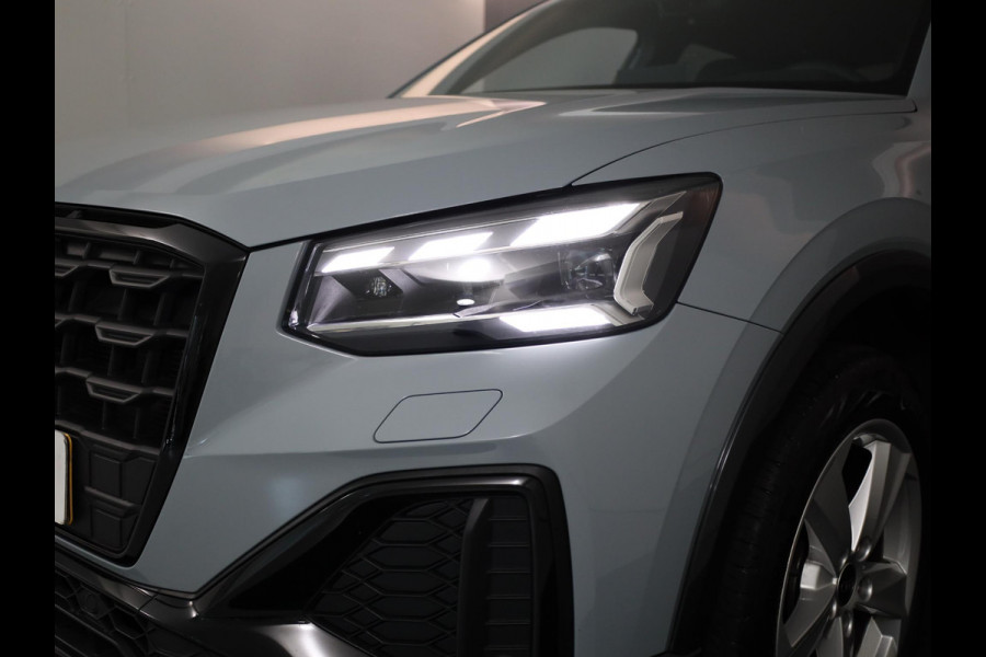 Audi Q2 35 TFSI S Edition Private lease vanaf €629,- pm | 150 pk S-tronic | Verlengde garantie | Navigatie | Parkeersensoren achter | Adaptieve cruise control | Matrix LED koplampen | S-line |