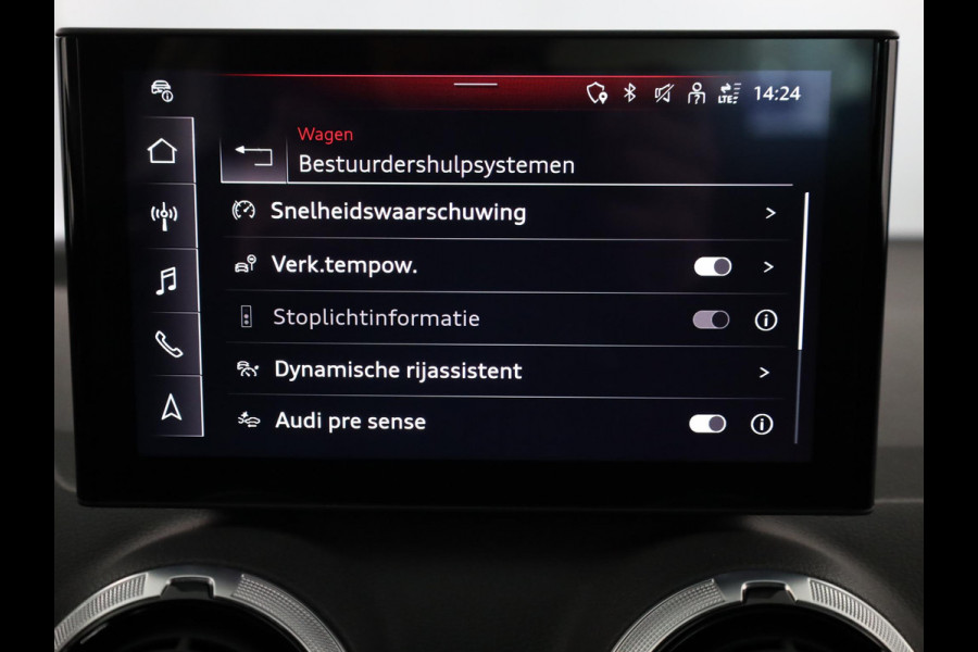 Audi Q2 35 TFSI S Edition Private lease vanaf €629,- pm | 150 pk S-tronic | Verlengde garantie | Navigatie | Parkeersensoren achter | Adaptieve cruise control | Matrix LED koplampen | S-line |