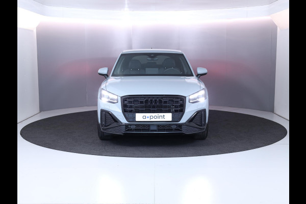Audi Q2 35 TFSI S Edition Private lease vanaf €629,- pm | 150 pk S-tronic | Verlengde garantie | Navigatie | Parkeersensoren achter | Adaptieve cruise control | Matrix LED koplampen | S-line |