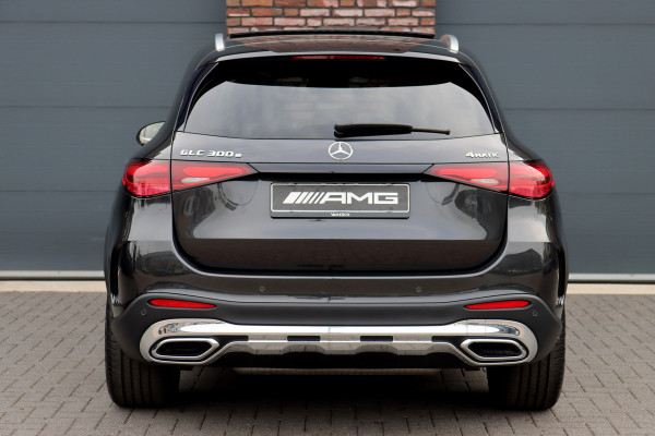 Mercedes-Benz GLC 300e 4MATIC AMG Line Aut9 | Achterasbesturing | Luchtvering | Panoramadak | HUD | Memory | Digital Light | Surround Camera | Keyless Go |
