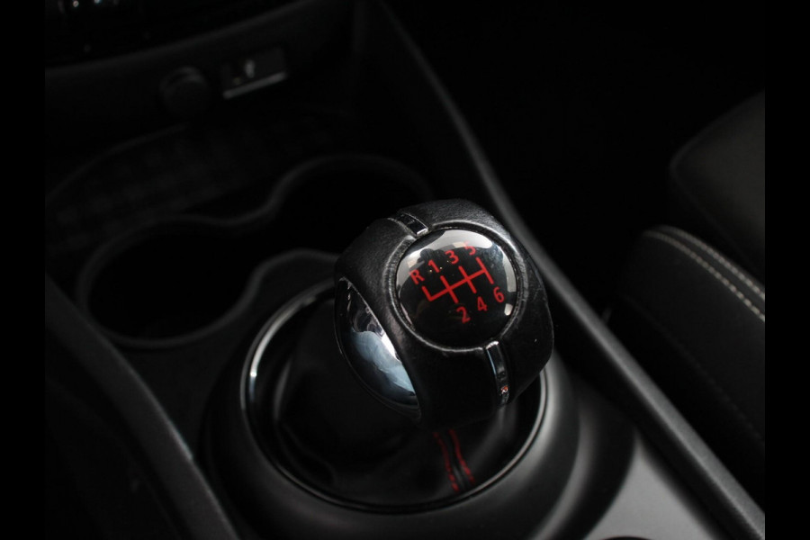 MINI Clubman 1.5 Cooper Chili Hyde Park Climate control Cruise control Voorstoelen verwarmd Parkeersensor achter LED Apple Carplay/ Android Auto