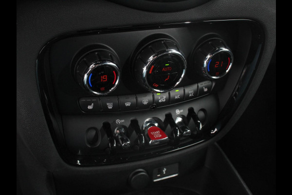 MINI Clubman 1.5 Cooper Chili Hyde Park Climate control Cruise control Voorstoelen verwarmd Parkeersensor achter LED Apple Carplay/ Android Auto
