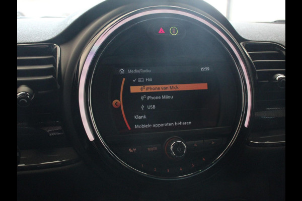 MINI Clubman 1.5 Cooper Chili Hyde Park Climate control Cruise control Voorstoelen verwarmd Parkeersensor achter LED Apple Carplay/ Android Auto